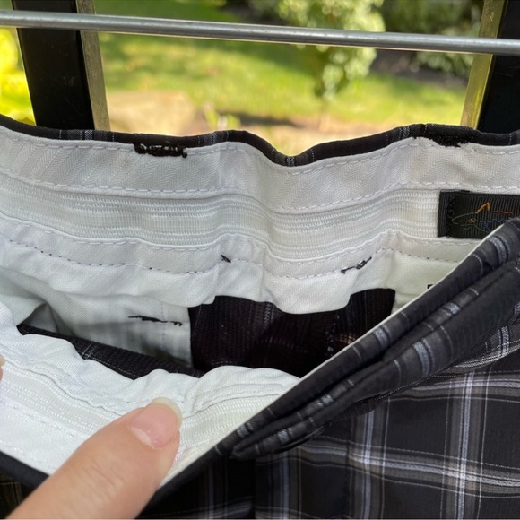 GREG NORMAL golf shorts in black and white plaid - Picture 4 of 5